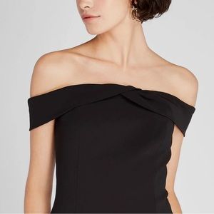 Club monaco off shoulder top size 2